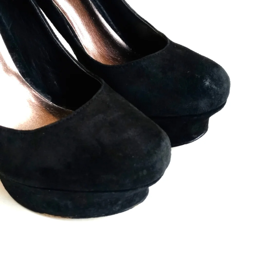 Zigi Soho Women’s Elegant Black Suede Leather Platform Heels 7.5